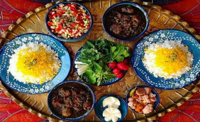 چرا قرمه‌سبزی تلخ می‌شود؟