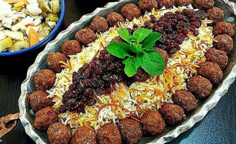 طرز تهیه رشته پلو مجلسی