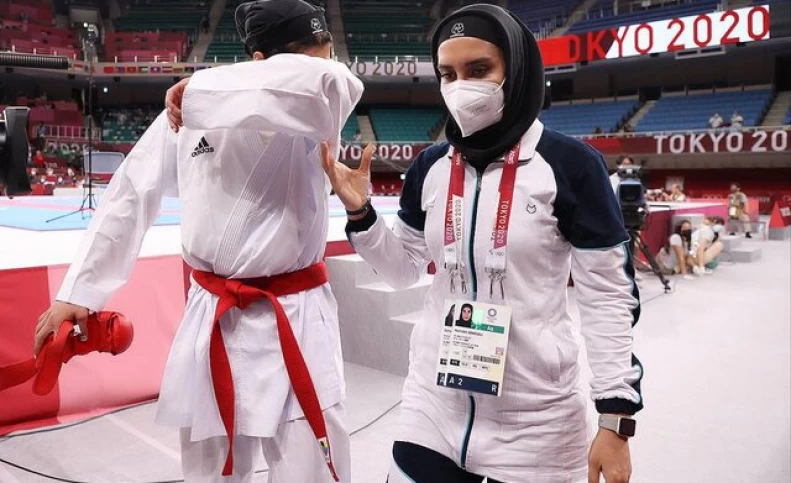 مصدومیت و گریه حمیده عباسعلی پس از حذف از المپیک/ عکس