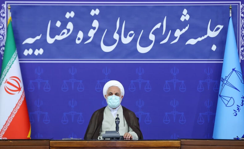 ایرانیان خارج از کشور منعی برای بازگشت ندارند