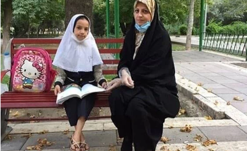 فرحناز عاقلی؛ عاشق‌ترین خانم معلمِ دوران