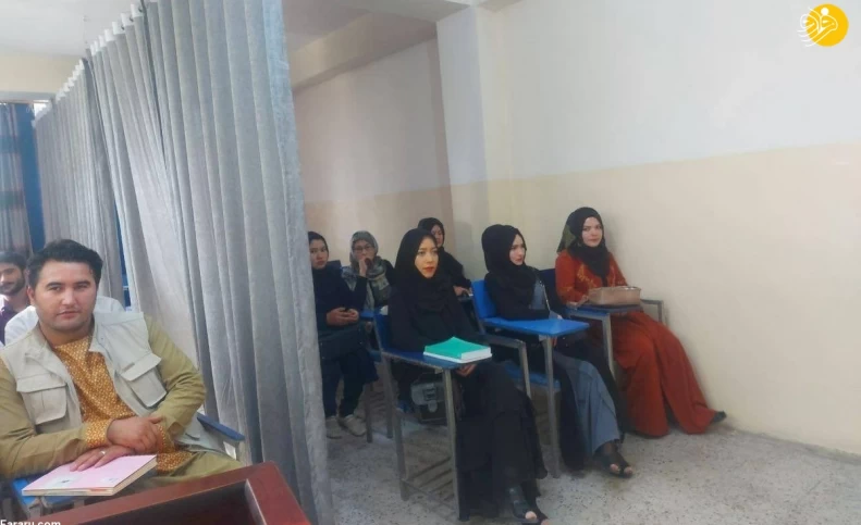 (تصاویر) جداسازی دختران و پسران در دانشگاه‌های افغانستان