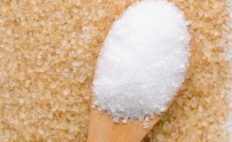 فرق اصلی شکر قهوه ای و سفید چیست ؟