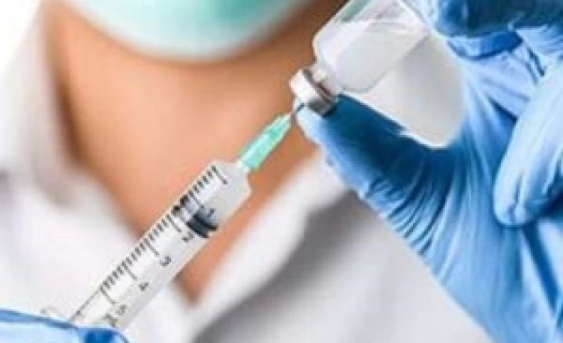 چه کسانی باید واکسن آنفلوانزا بزنند