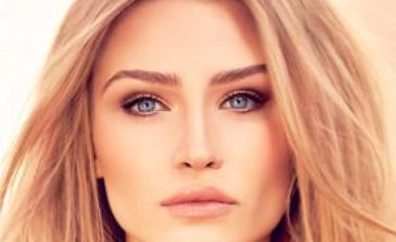 رنگ کردن مو و ابرو با قهوه در خانه + آموزش