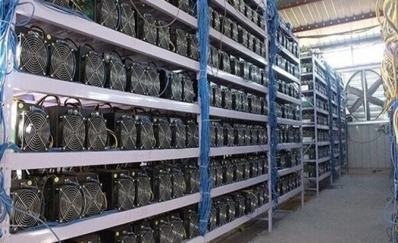 ماجرای کشف ماینر در شرکت بورس تهران