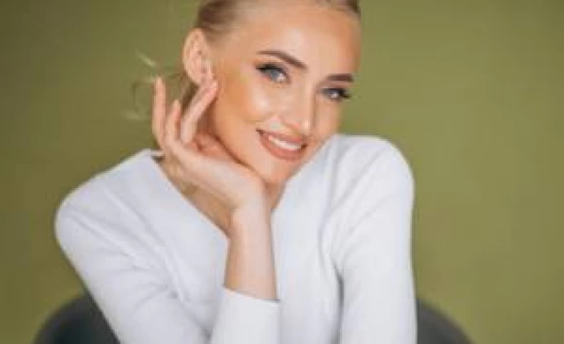یک خانم جذاب و دوست داشتنی چه ویژگی دارد؟