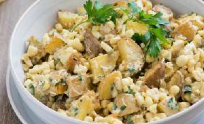طرز تهیه سالاد سیب زمینی رستورانی