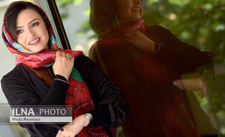 لباس سرتاسر چسبان گلاره عباسی جنجال کرد / بدون مانتو جلوی دوربین