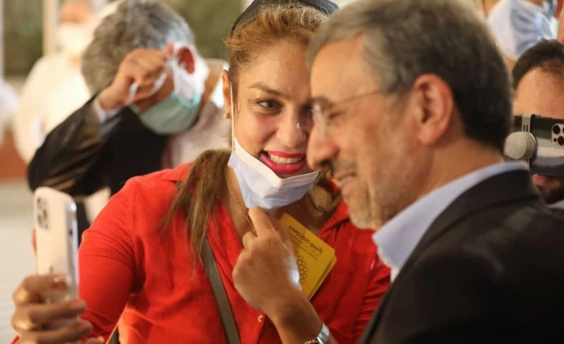 عکس های جنجالی و حاشیه ساز محمود احمدی‌نژاد در نمایشگاه اکسپوی دوبی