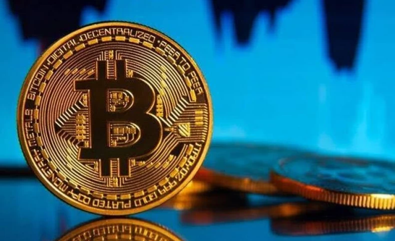 بیتکوین با وجود خبر مثبت والمارت باز هم ریزش کرد