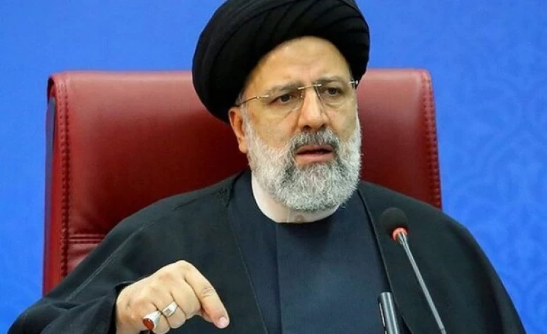 رئیسی: بنده و دولت از هزینه کردن آبرو برای نجات اقتصاد کشور دریغ نمی‌کنیم