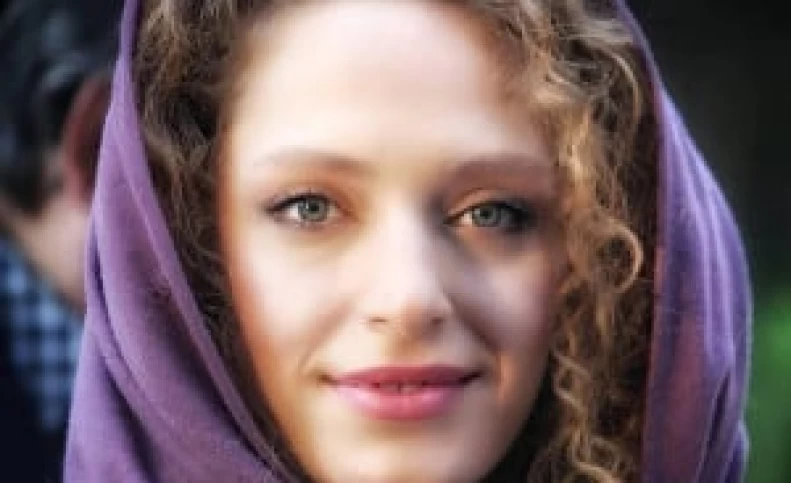 عکس عاشقانه نگین معتضدی و همسرش در ترکیه