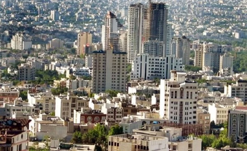 فروش پشت بام متری ۱۰ میلیون تومان؛ ماجرا چیست؟