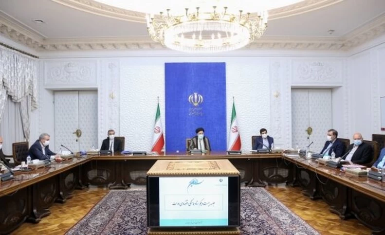 رئیسی: همه وزارتخانه‌ها و دستگاه‌های دولتی در زمینه کنترل تورم مسئولیت دارند