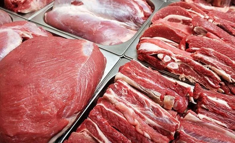کاهش ۵۰ درصدی سرانه مصرف گوشت طی ۲ سال اخیر