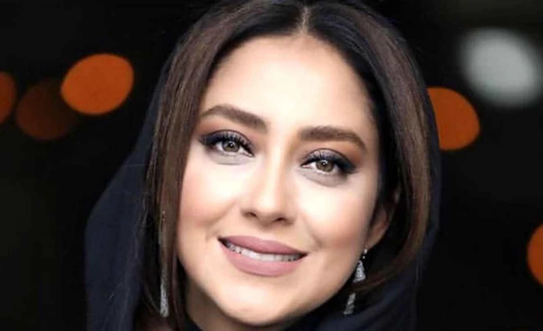 عکس بوت های بلند و شیک بهاره کیان افشار !