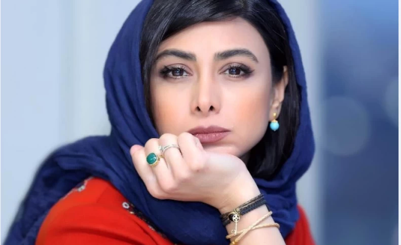 کوهنوردی آزاده صمدی با استایل خاص