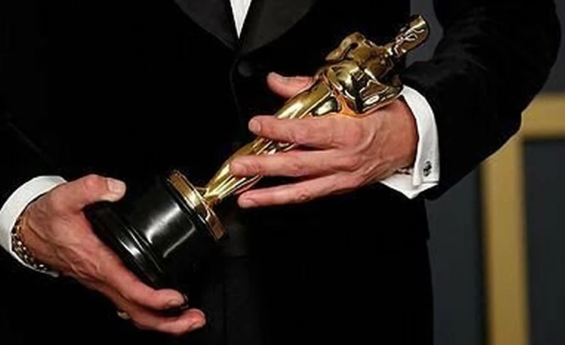 مراسم اسکار افتخاری به تعویق افتاد
