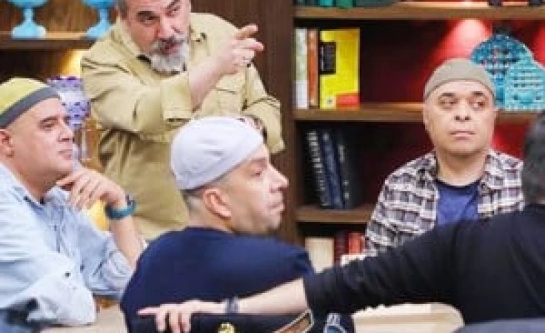 زمان پخش جوکر و سریال نیسان آبی تغییر کرد