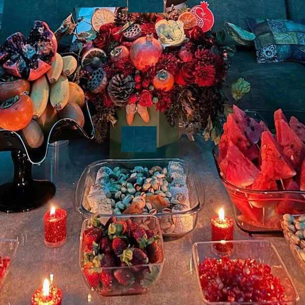 دکور شب یلدا دکور شب یلدا برای عکاسی دکور شب یلدا برای عکاسی در منزل دکور یلدا در منزل دکور شب یلدا برای مدرسه جدیدترین تزیینات شب یلدادکور شب یلدا برای عروس n;,v af dgnh fvhd uv,s