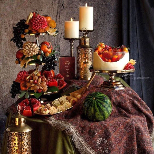 تزیین میز شب یلدا تزیین میز شب یلدا ساده و شیک جدیدترین تزیینات شب یلدا تزیین سفره یلدا با برگ پاییزی تزیین شب یلدا سنتی تزیین شب یلدا برای عروس تزیین سفره شب یلدا لاکچری عروس سفره شب یلدا امسال تزیین سفره شب یلدا روی زمین jcddk ldc af dgnh