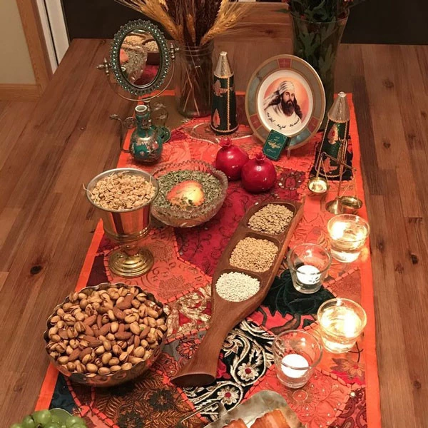 تزیین میز شب یلدا تزیین میز شب یلدا ساده و شیک جدیدترین تزیینات شب یلدا تزیین سفره یلدا با برگ پاییزی تزیین شب یلدا سنتی تزیین شب یلدا برای عروس تزیین سفره شب یلدا لاکچری عروس سفره شب یلدا امسال تزیین سفره شب یلدا روی زمین jcddk ldc af dgnh